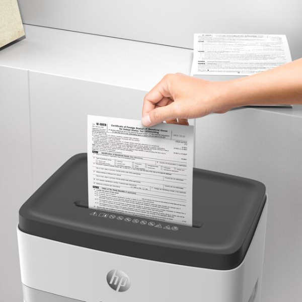HP OneShred 18CC paper Shredder - Image 6