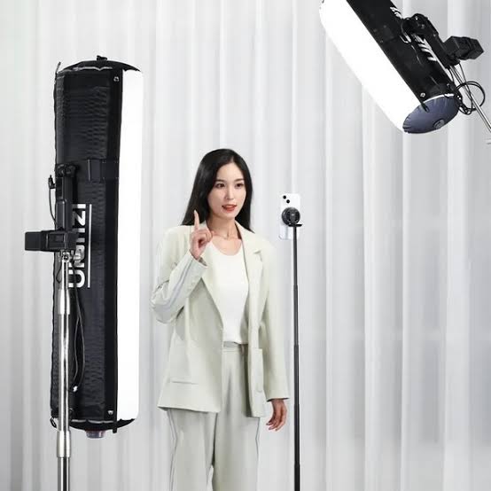 Ulanzi AL60 Inflatable LED Air Tube Light - Image 2